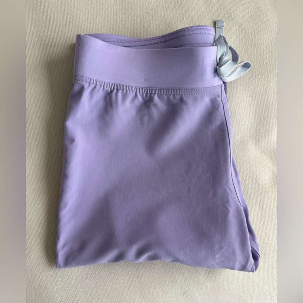 Figs Livingston Basic Scrub Pants - Size M - Lavender Dew